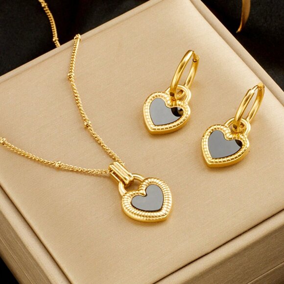 Black & White Double-Sided Heart Pendant Necklace and Earrings SET - Picture 3 of 9